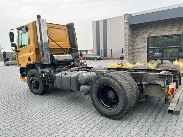 DAF CF 65 FA65.210 CF Right Hand Drive - Caminhão chassi: foto 3 DAF CF 65 FA65.210 CF Right Hand Drive - Caminhão chassi: foto 3