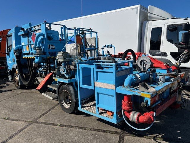 DAF LF 45 FA45.130 LF - Caminhão tanque: foto 4 DAF LF 45 FA45.130 LF - Caminhão tanque: foto 4