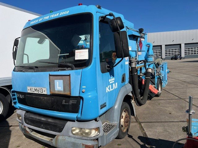 DAF LF 45 FA45.130 LF - Caminhão tanque: foto 1 DAF LF 45 FA45.130 LF - Caminhão tanque: foto 1