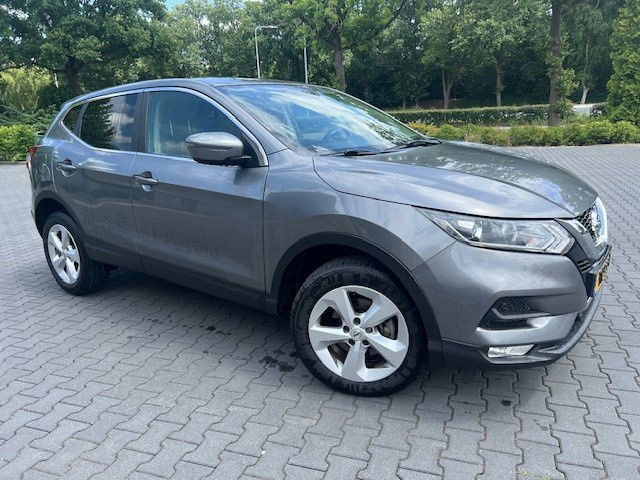 Nissan Qashqai 1.2 - SUV: foto 2 Nissan Qashqai 1.2 - SUV: foto 2