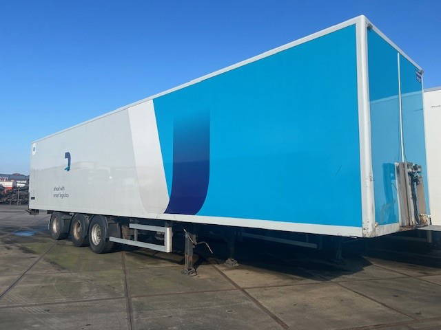 System Trailer PRS 27 - Semireboque furgão: foto 2 System Trailer PRS 27 - Semireboque furgão: foto 2