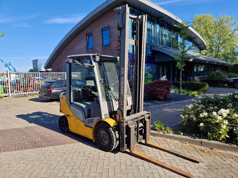 Jungheinrich DFG 425S - Empilhadeira a diesel: foto 3 Jungheinrich DFG 425S - Empilhadeira a diesel: foto 3