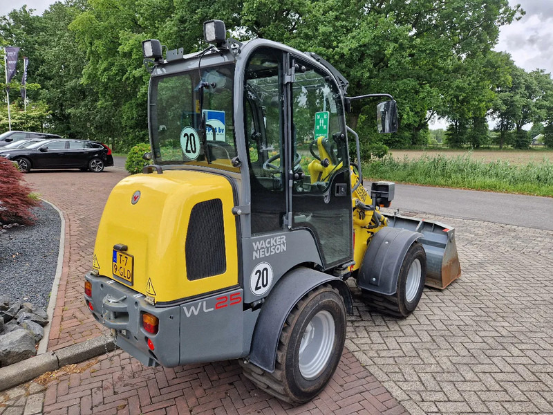 WACKER NEUSON WL 25 - Carregadeira de rodas: foto 4 WACKER NEUSON WL 25 - Carregadeira de rodas: foto 4