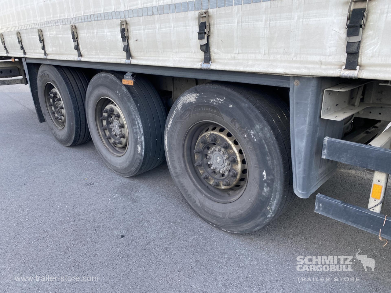 SCHMITZ Curtainsider Standard - Semi-reboque de lona: foto 3 SCHMITZ Curtainsider Standard - Semi-reboque de lona: foto 3
