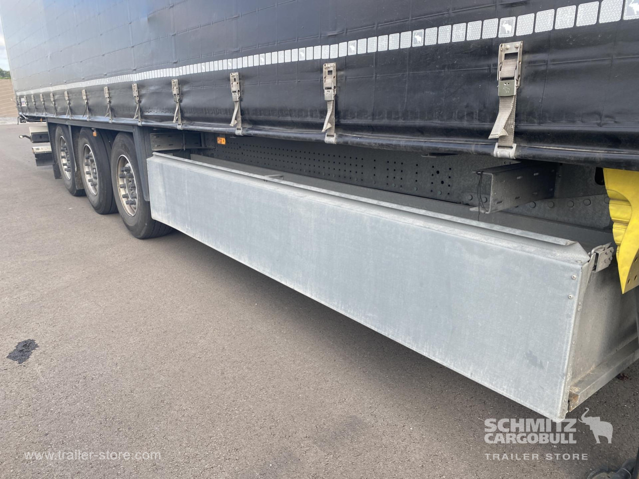 SCHMITZ Curtainsider Standard - Semi-reboque de lona: foto 2 SCHMITZ Curtainsider Standard - Semi-reboque de lona: foto 2