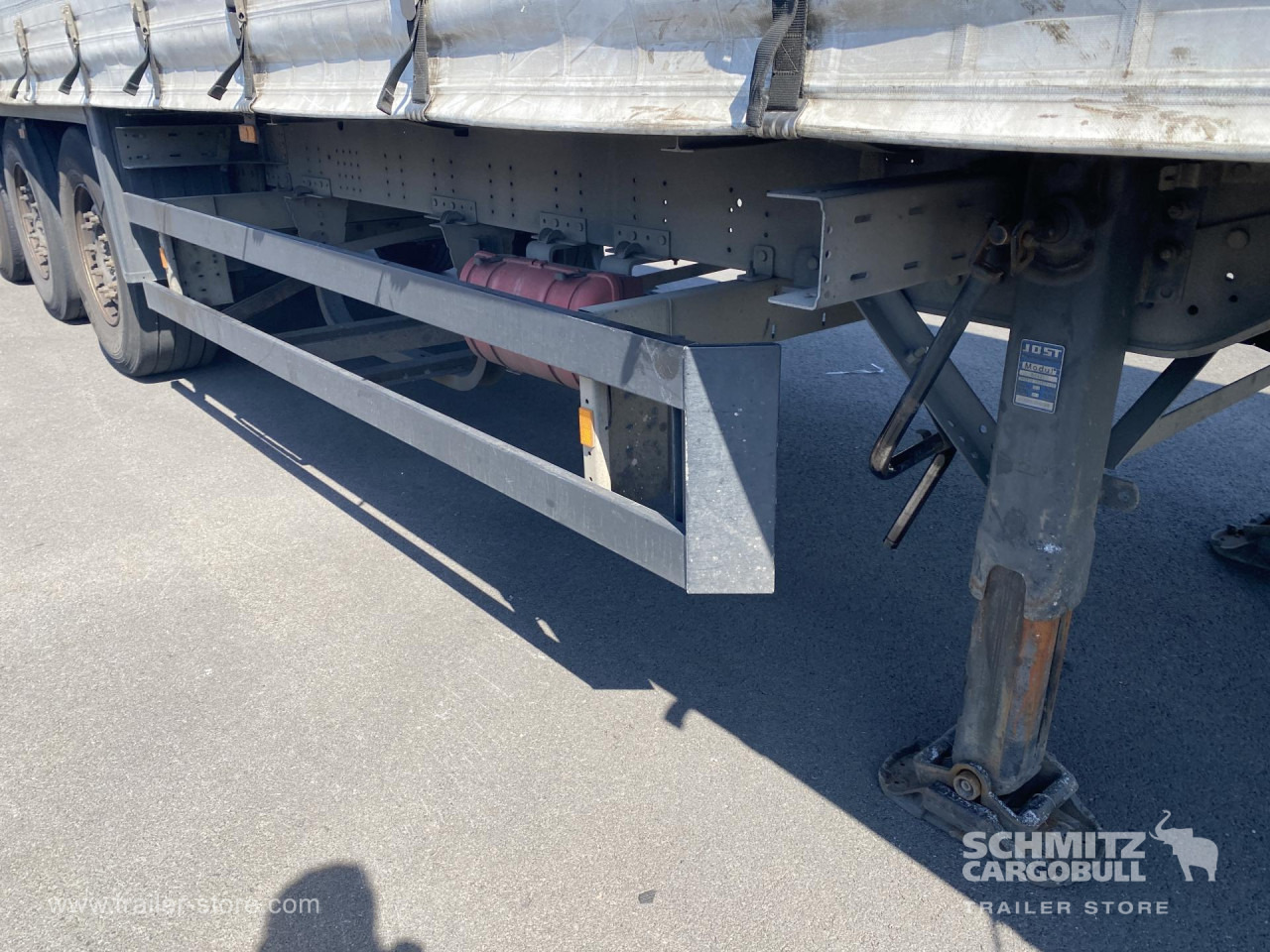 SCHMITZ Curtainsider Standard - Semi-reboque de lona: foto 5 SCHMITZ Curtainsider Standard - Semi-reboque de lona: foto 5