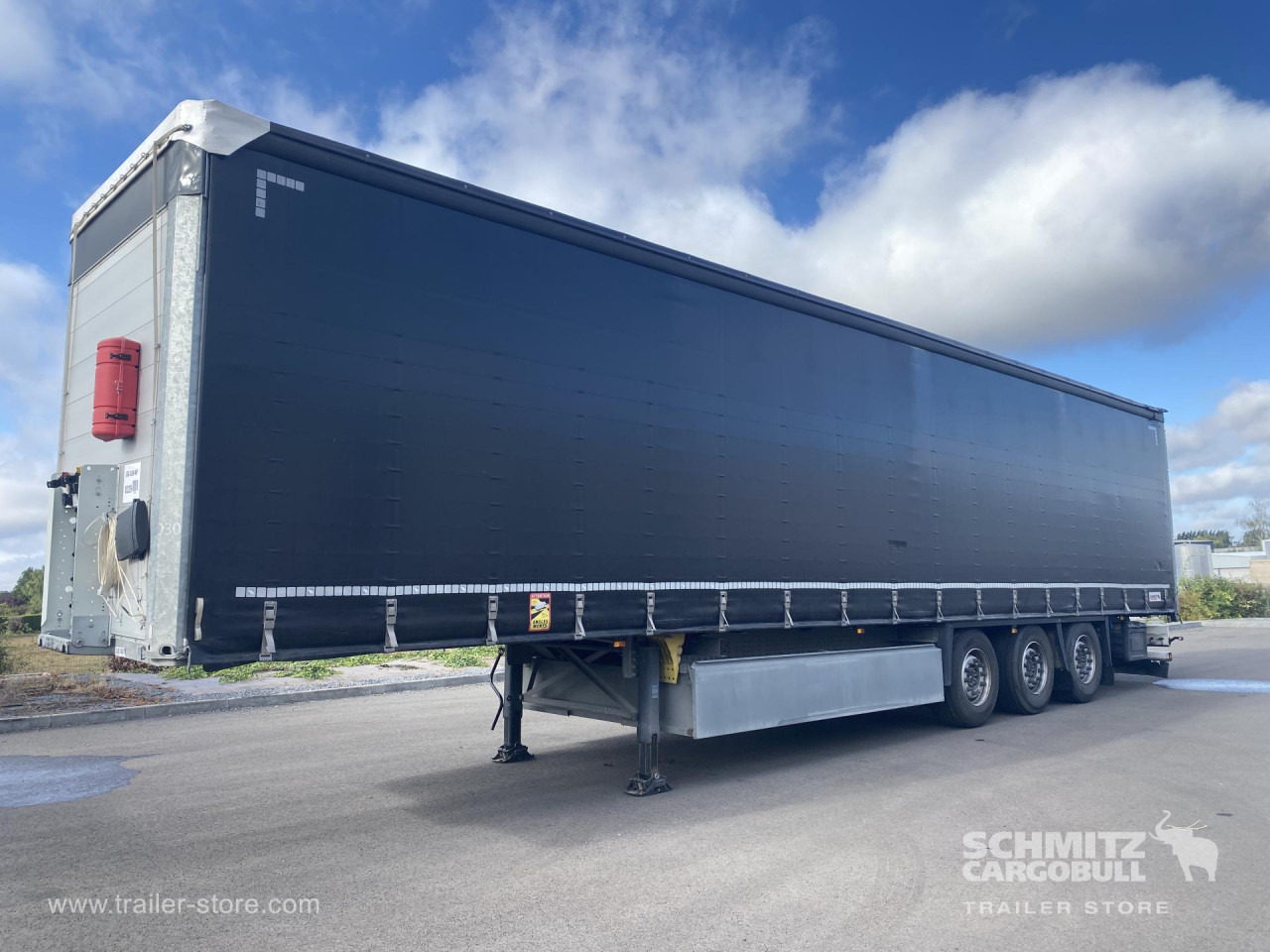 SCHMITZ Curtainsider Standard - Semi-reboque de lona: foto 1 SCHMITZ Curtainsider Standard - Semi-reboque de lona: foto 1