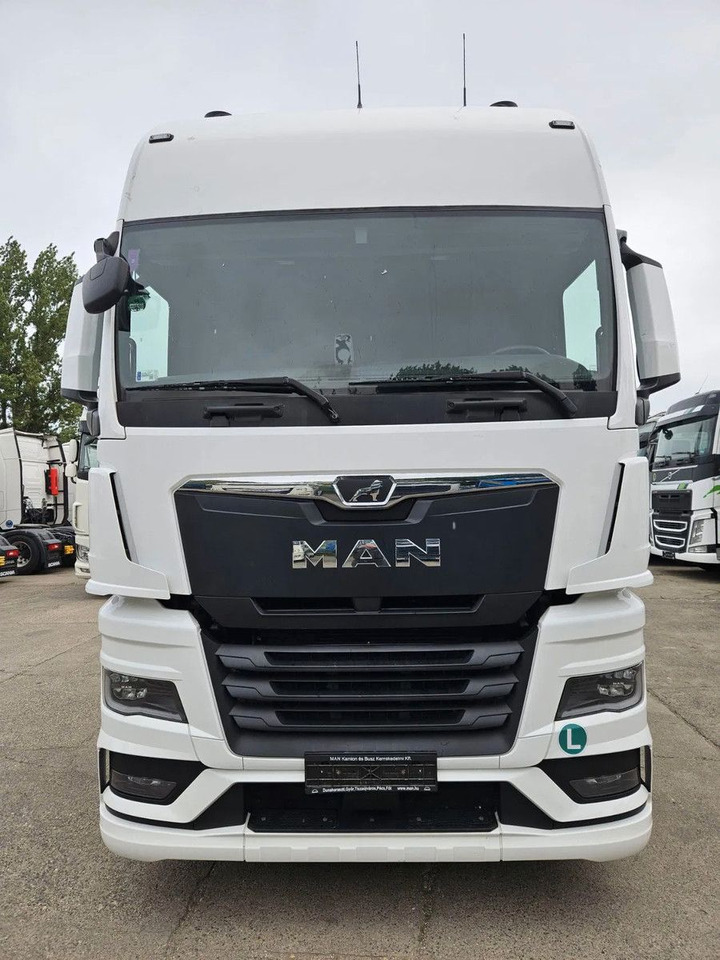MAN TGX 26.470 XXL BDF 6x2 2 units, NAVI, Lift Axle - Caminhão transportador de contêineres/ Caixa móvel: foto 3 MAN TGX 26.470 XXL BDF 6x2 2 units, NAVI, Lift Axle - Caminhão transportador de contêineres/ Caixa móvel: foto 3