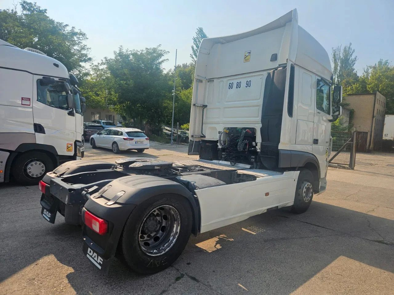 DAF XF 480 SSC-Standard-StandKlima-9 Units - Tractor: foto 3 DAF XF 480 SSC-Standard-StandKlima-9 Units - Tractor: foto 3