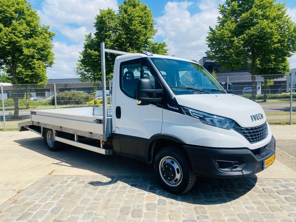 Iveco Daily 35 C18 - Carrinha de contentor: foto 1 Iveco Daily 35 C18 - Carrinha de contentor: foto 1