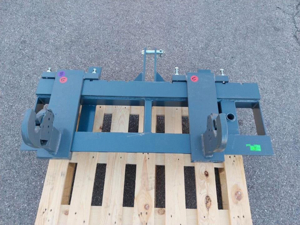 Adapter Weidemann Hoflader auf 3 Punkt Kat II Palettengabel Euro - Garfos: foto 2 Adapter Weidemann Hoflader auf 3 Punkt Kat II Palettengabel Euro - Garfos: foto 2