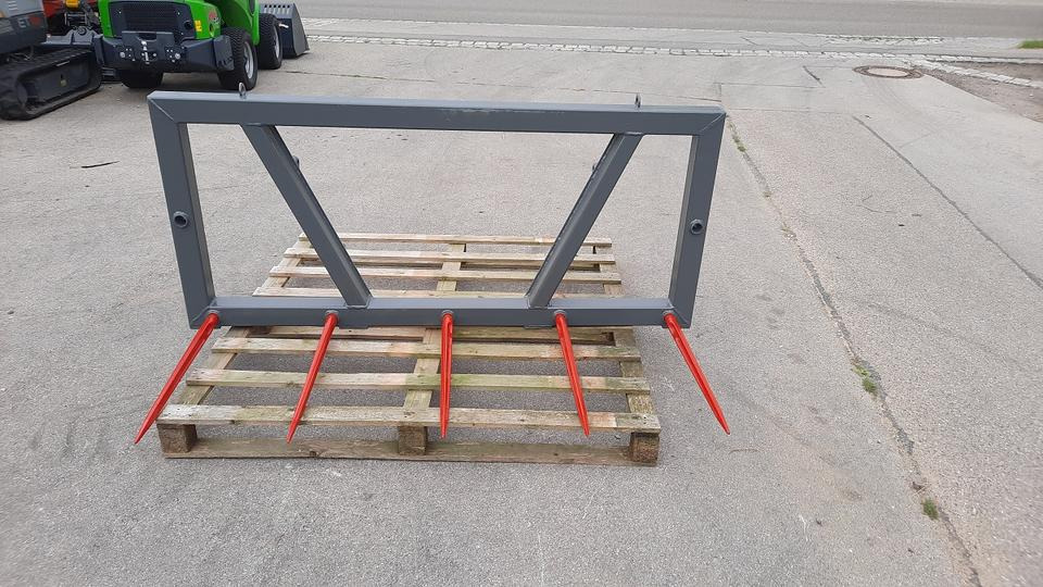 Ballenspieß Ballengabel Rundballengabel Quaderballenspieß Euro - Equipamento para silagem: foto 2 Ballenspieß Ballengabel Rundballengabel Quaderballenspieß Euro - Equipamento para silagem: foto 2