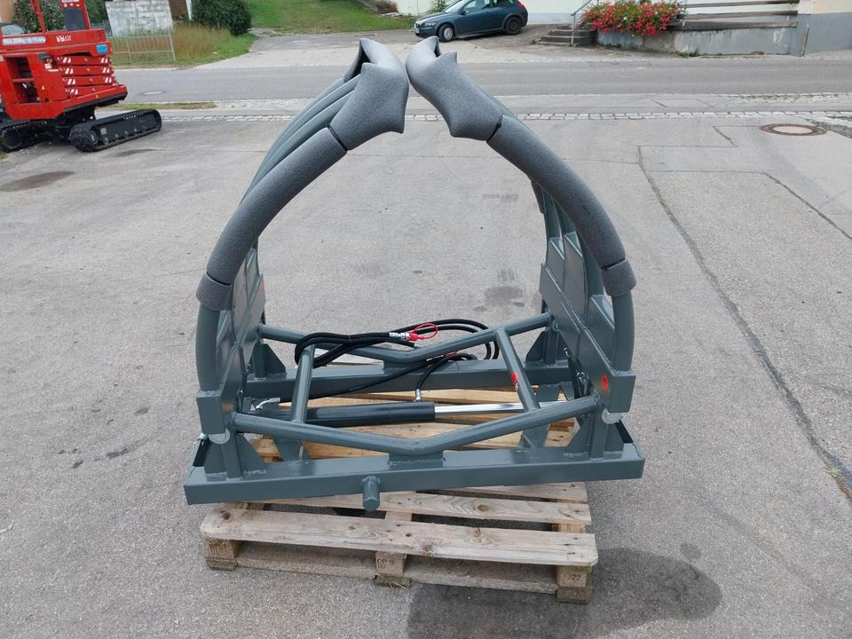 Ballenzange Rundbellenzange Silozange Frontlader Euro Fendt - Grampo: foto 3 Ballenzange Rundbellenzange Silozange Frontlader Euro Fendt - Grampo: foto 3