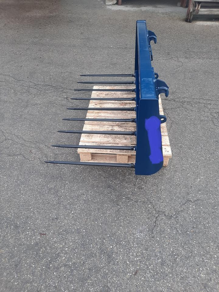 Dunggabel Mistgabel Forke Frontladergabel Euroaufnahme Fendt - Equipamento para silagem: foto 2 Dunggabel Mistgabel Forke Frontladergabel Euroaufnahme Fendt - Equipamento para silagem: foto 2