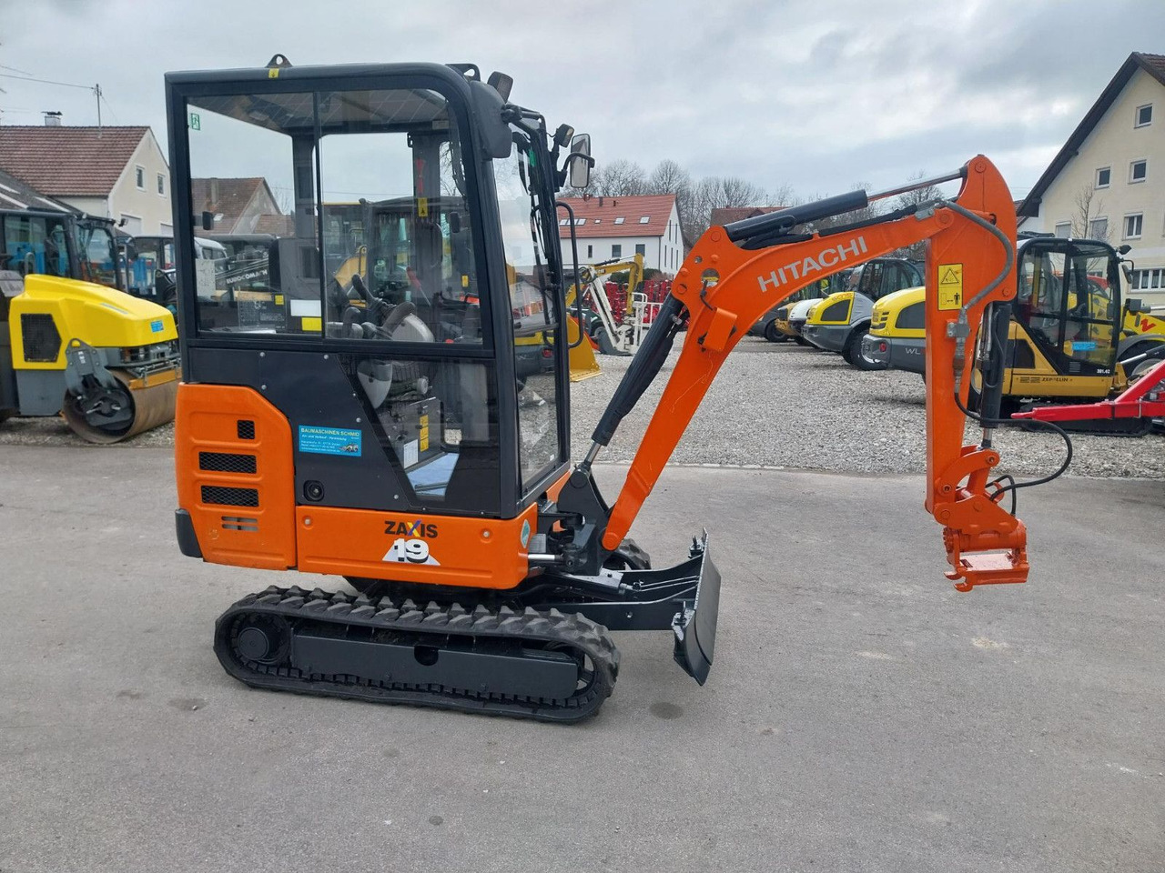 Hitachi ZX 19 mit Powertilt - Mini escavadeira: foto 4 Hitachi ZX 19 mit Powertilt - Mini escavadeira: foto 4