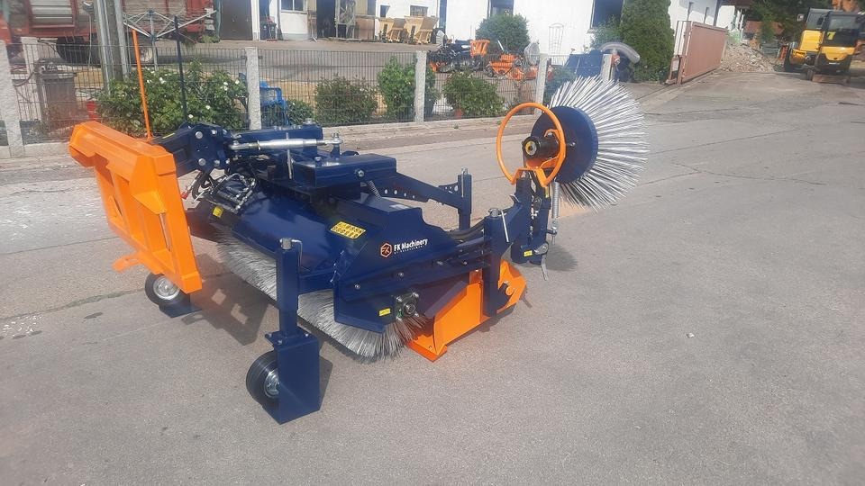 Kehrmaschine 1,2m Schlepper Radlader Hoflader Weidemann Euro - Vassoura: foto 4 Kehrmaschine 1,2m Schlepper Radlader Hoflader Weidemann Euro - Vassoura: foto 4