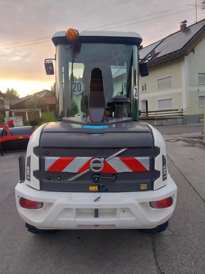 Radlader Volvo L 30 G Hoflader Lader Schaufellader 25 35 20 - Carregadeira articulada: foto 4 Radlader Volvo L 30 G Hoflader Lader Schaufellader 25 35 20 - Carregadeira articulada: foto 4