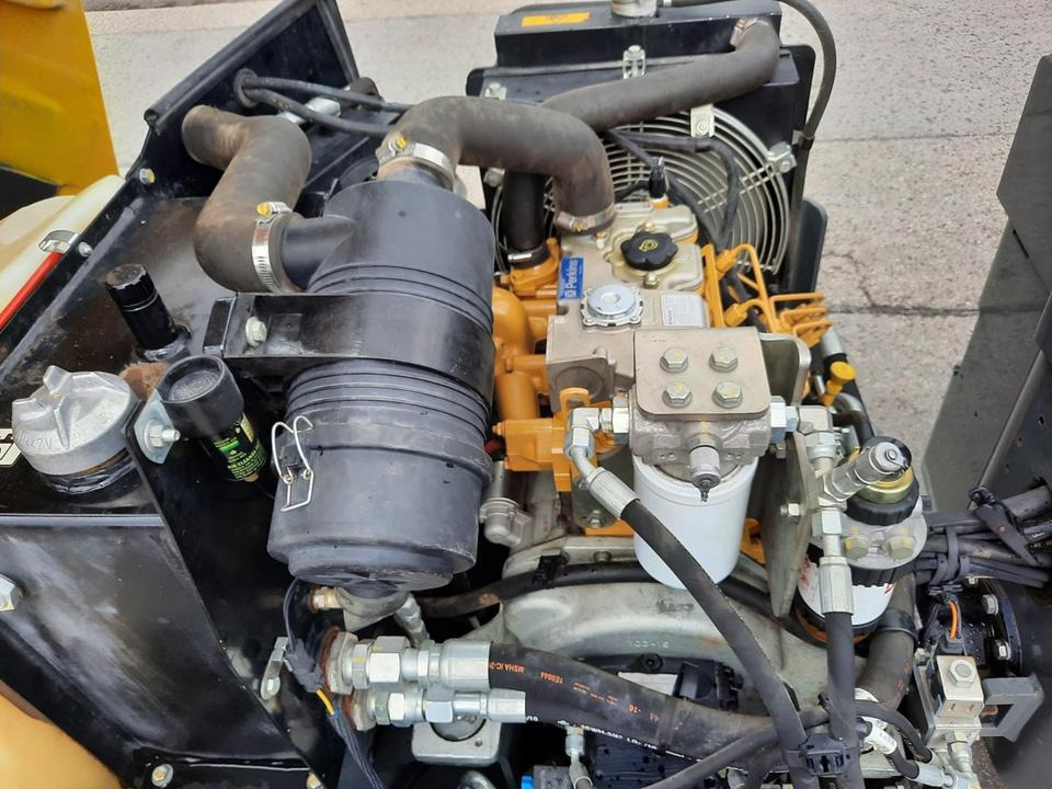 Tandemwalze Wacker RD 27-120 Bomag Walze Walzenzug Tip Top - Compactador de asfalto: foto 5 Tandemwalze Wacker RD 27-120 Bomag Walze Walzenzug Tip Top - Compactador de asfalto: foto 5