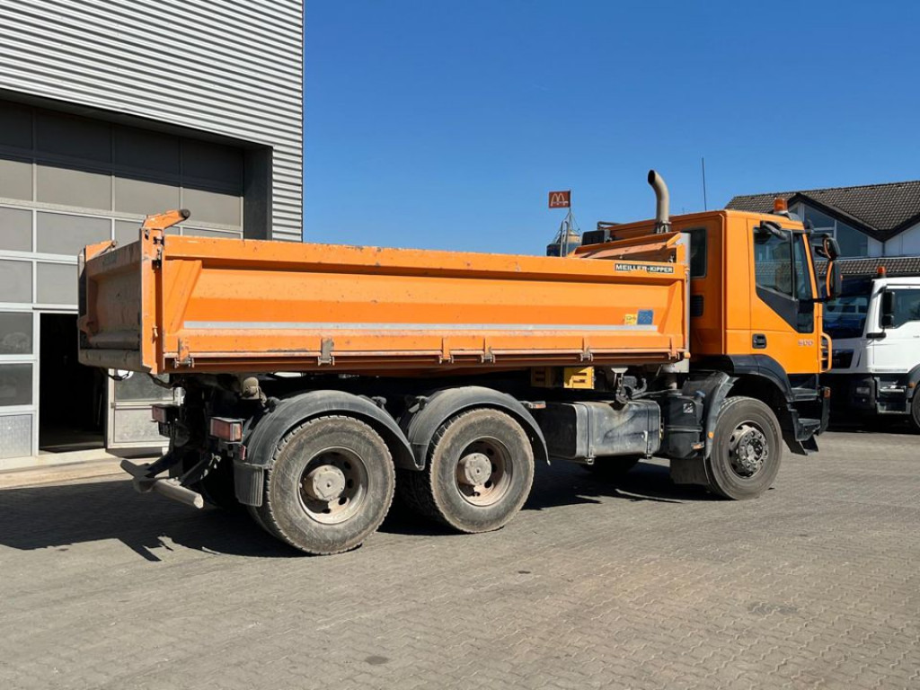 Locação de IVECO-MAGIRUS TRACKER AD260T50 6x4 3-Achs Kipper Schalter, Blatt IVECO-MAGIRUS TRACKER AD260T50 6x4 3-Achs Kipper Schalter, Blatt: foto 9