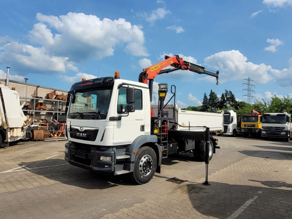 MAN TG-M 18.340 4x2 2-Achs Kipper Kran Palf. PK 130 - Caminhão basculante, Caminhão grua: foto 1 MAN TG-M 18.340 4x2 2-Achs Kipper Kran Palf. PK 130 - Caminhão basculante, Caminhão grua: foto 1