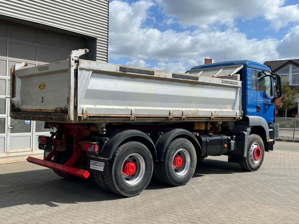 MAN TG-S 26.440 6x4 BB 3-Achs Kipper MeillerSchalter MAN TG-S 26.440 6x4 BB 3-Achs Kipper MeillerSchalter - Caminhão basculante: foto 3 MAN TG-S 26.440 6x4 BB 3-Achs Kipper MeillerSchalter MAN TG-S 26.440 6x4 BB 3-Achs Kipper MeillerSchalter - Caminhão basculante: foto 3