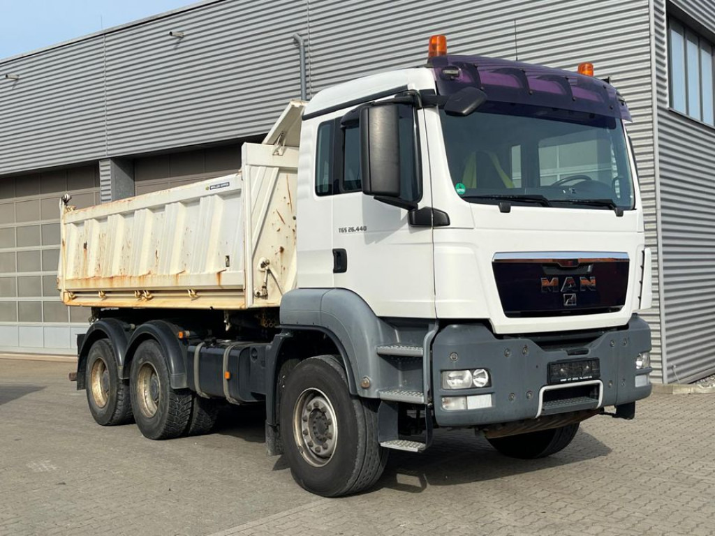 MAN TG-S 26.440 6x4 BB 3-Achs Kipper Schalter - Caminhão basculante: foto 5 MAN TG-S 26.440 6x4 BB 3-Achs Kipper Schalter - Caminhão basculante: foto 5
