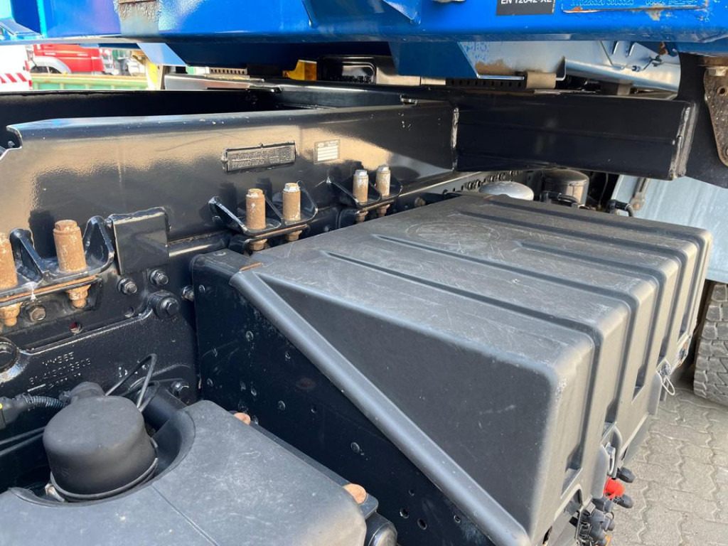 MAN TG-S 26.440 6x6 3-Achs Allradkipper Bordmatik Schalter - Caminhão basculante: foto 3 MAN TG-S 26.440 6x6 3-Achs Allradkipper Bordmatik Schalter - Caminhão basculante: foto 3