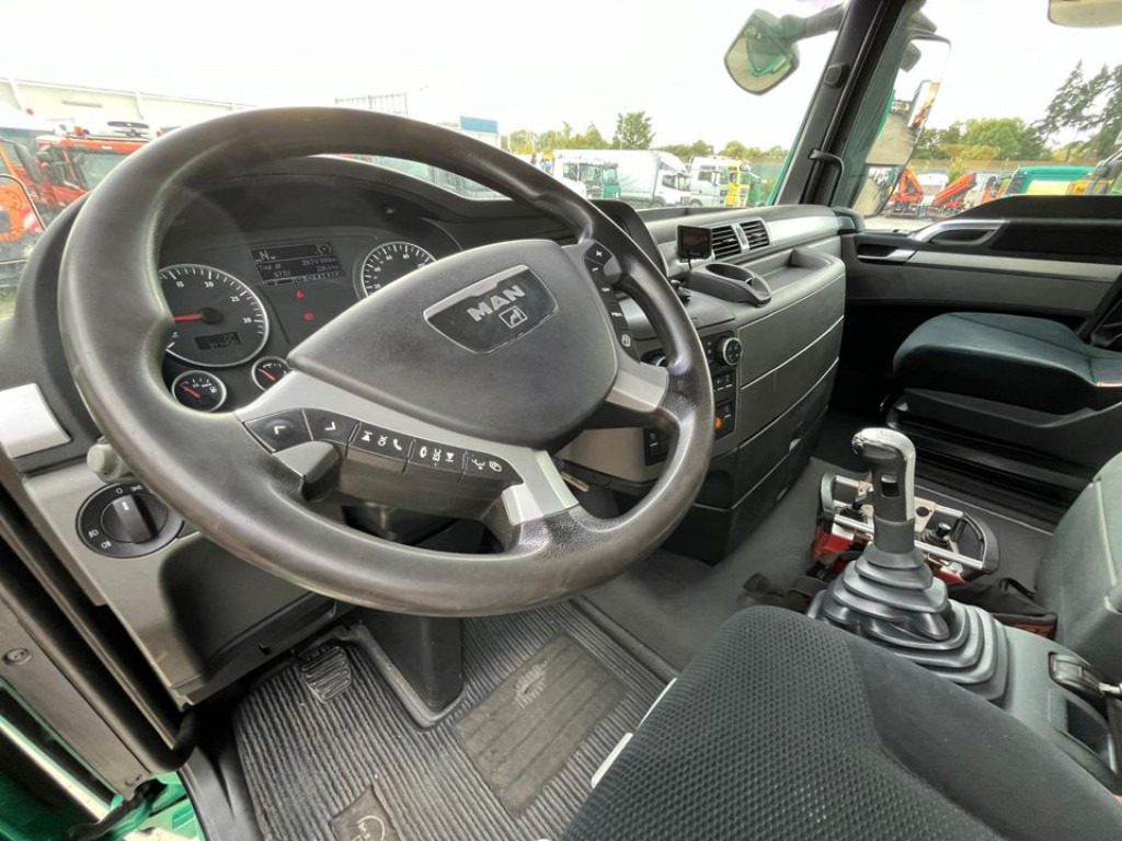 Locação de MAN TG-X 26.440 6x2-2 BL Pritsche Heckkran Fassi 360 36m to, Lenk Lift MAN TG-X 26.440 6x2-2 BL Pritsche Heckkran Fassi 360 36m to, Lenk Lift: foto 12 Locação de MAN TG-X 26.440 6x2-2 BL Pritsche Heckkran Fassi 360 36m to, Lenk Lift MAN TG-X 26.440 6x2-2 BL Pritsche Heckkran Fassi 360 36m to, Lenk Lift: foto 12