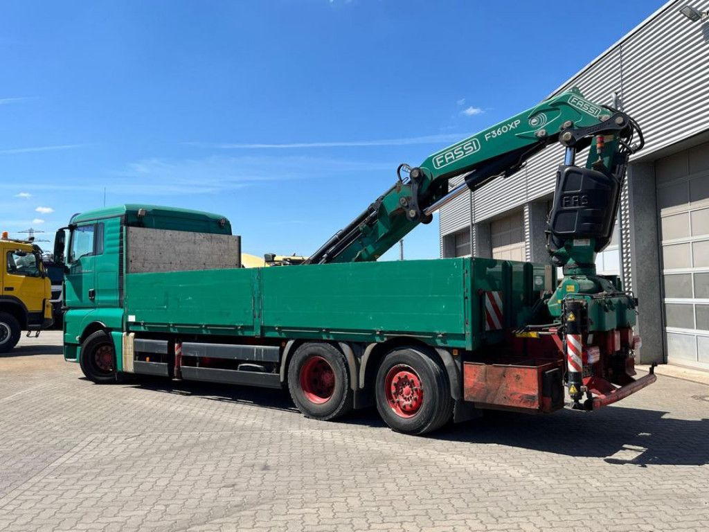 MAN TG-X 26.440 6x2-2 BL Pritsche Heckkran Fassi 360 - Caminhão grua: foto 3 MAN TG-X 26.440 6x2-2 BL Pritsche Heckkran Fassi 360 - Caminhão grua: foto 3