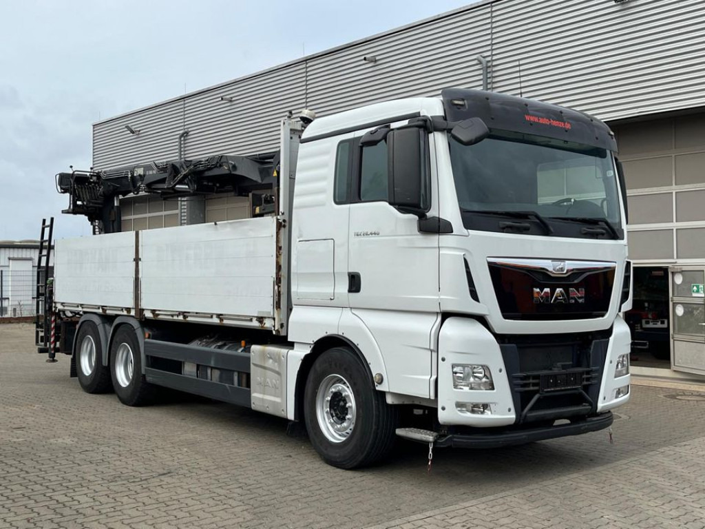 MAN TG-X 26.440 6x4 Pritsche Heckkran Hiab XS 166 - Camião de caixa aberta/ Plataforma, Caminhão grua: foto 4 MAN TG-X 26.440 6x4 Pritsche Heckkran Hiab XS 166 - Camião de caixa aberta/ Plataforma, Caminhão grua: foto 4