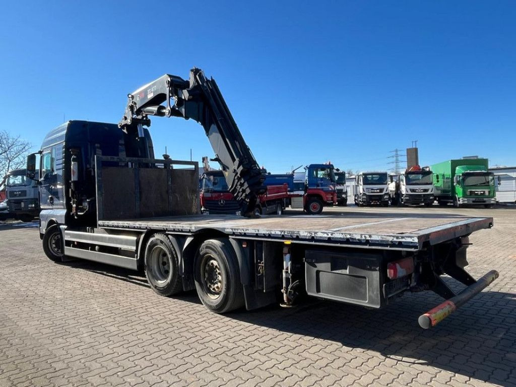 MAN TG-X 26.480 6x2 Pritsche Kran Hiab 477 + Funk - Camião de caixa aberta/ Plataforma, Caminhão grua: foto 4 MAN TG-X 26.480 6x2 Pritsche Kran Hiab 477 + Funk - Camião de caixa aberta/ Plataforma, Caminhão grua: foto 4