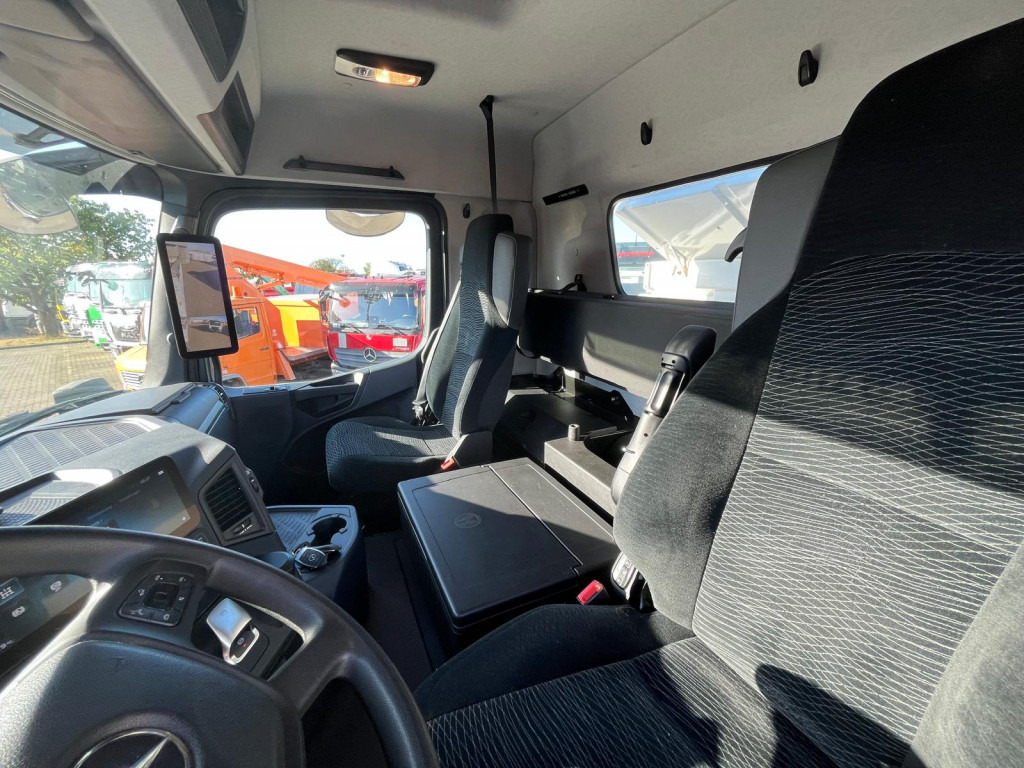 MERCEDES-BENZ Arocs 2645 K 6x4 3-Achs Kipper gr. Meiller Bordmatik 2 Stempel - Caminhão basculante: foto 3 MERCEDES-BENZ Arocs 2645 K 6x4 3-Achs Kipper gr. Meiller Bordmatik 2 Stempel - Caminhão basculante: foto 3