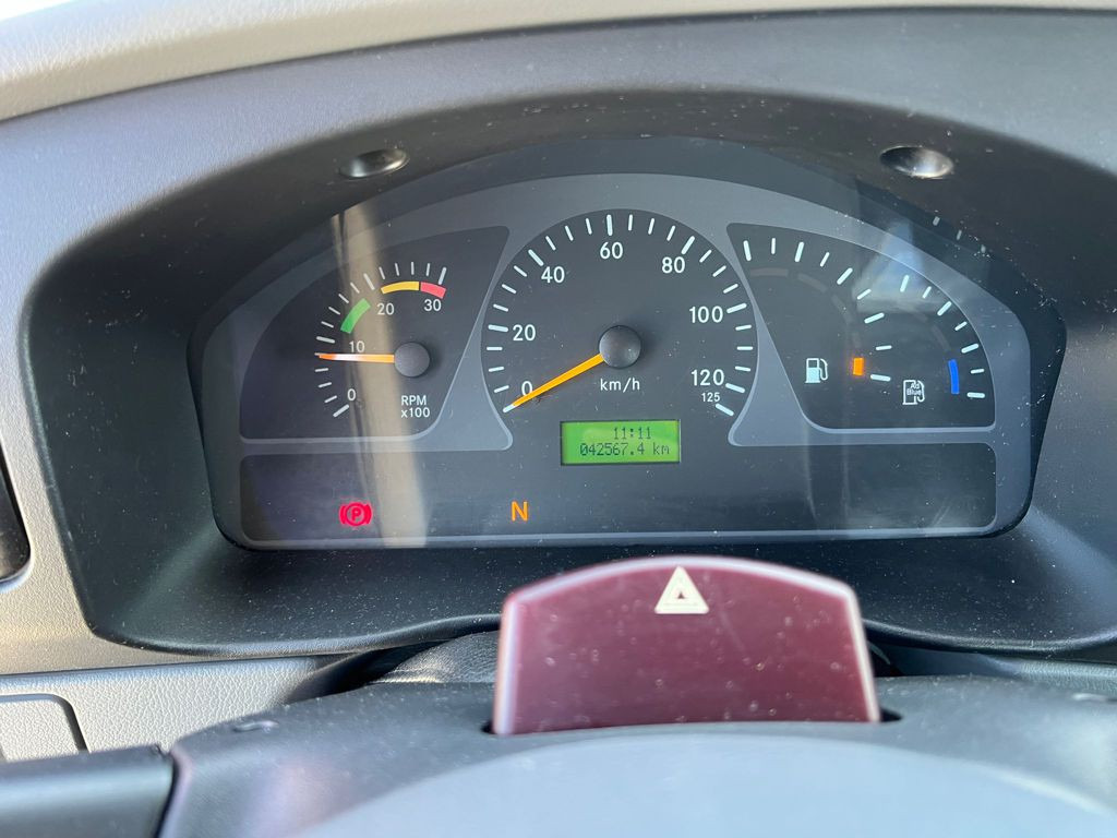 MERCEDES-BENZ Unimog U20 2-Achs Allradkipper Kran Palfinger Kran - Caminhão basculante, Caminhão grua: foto 2 MERCEDES-BENZ Unimog U20 2-Achs Allradkipper Kran Palfinger Kran - Caminhão basculante, Caminhão grua: foto 2