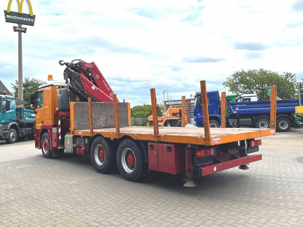 Mercedes-Benz Actros 2646 L 6x4 Pritsche Kran Fassi 450 45m/t Mercedes-Benz Actros 2646 L 6x4 Pritsche Kran Fassi 450 45m/t - Caminhão grua, Camião de caixa aberta/ Plataforma: foto 4 Mercedes-Benz Actros 2646 L 6x4 Pritsche Kran Fassi 450 45m/t Mercedes-Benz Actros 2646 L 6x4 Pritsche Kran Fassi 450 45m/t - Caminhão grua, Camião de caixa aberta/ Plataforma: foto 4