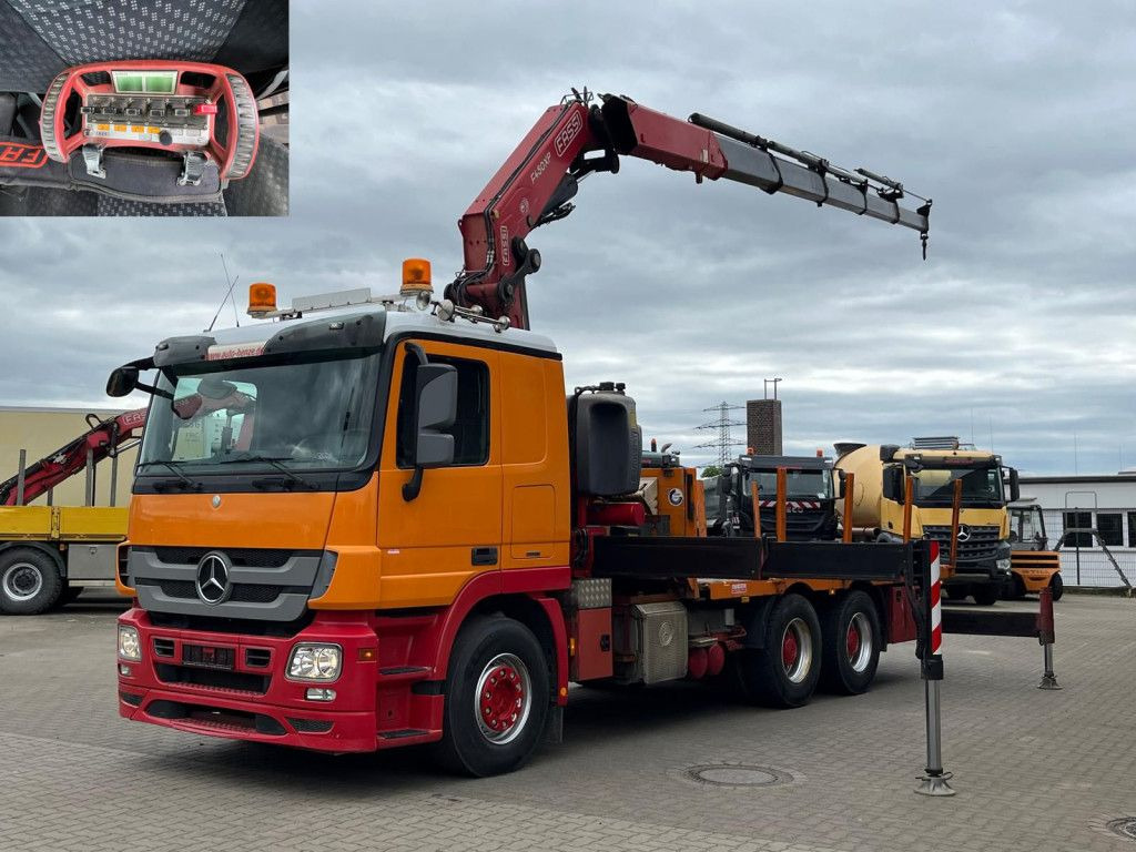 Mercedes-Benz Actros 2646 L 6x4 Pritsche Kran Fassi 450 45m/t Mercedes-Benz Actros 2646 L 6x4 Pritsche Kran Fassi 450 45m/t - Caminhão grua, Camião de caixa aberta/ Plataforma: foto 1 Mercedes-Benz Actros 2646 L 6x4 Pritsche Kran Fassi 450 45m/t Mercedes-Benz Actros 2646 L 6x4 Pritsche Kran Fassi 450 45m/t - Caminhão grua, Camião de caixa aberta/ Plataforma: foto 1