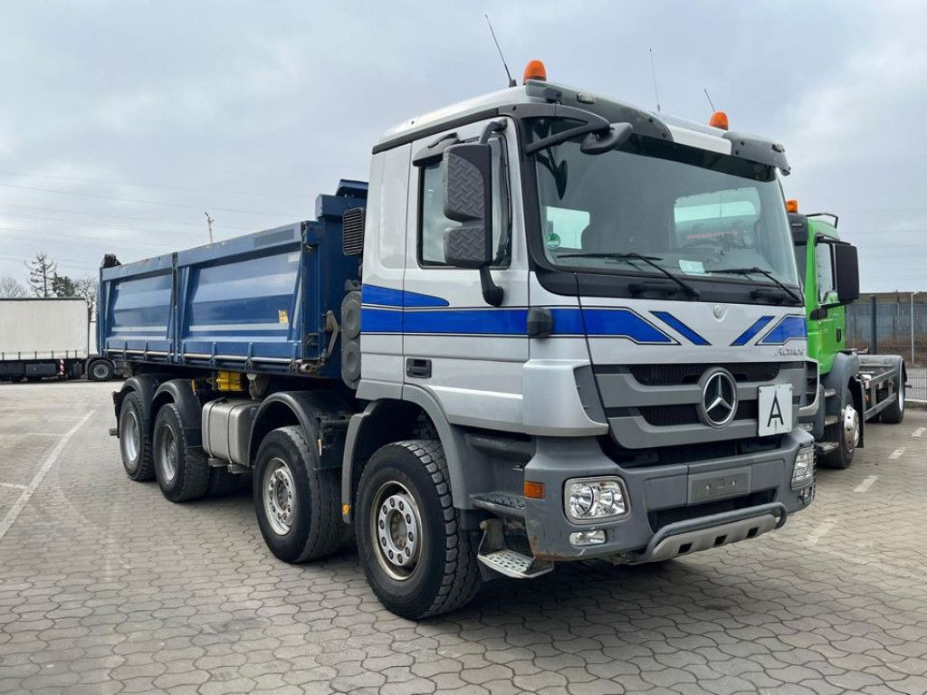 Mercedes-Benz Actros 3541 K 8x4 4-Achs Kipper Meiller - Caminhão basculante: foto 2 Mercedes-Benz Actros 3541 K 8x4 4-Achs Kipper Meiller - Caminhão basculante: foto 2