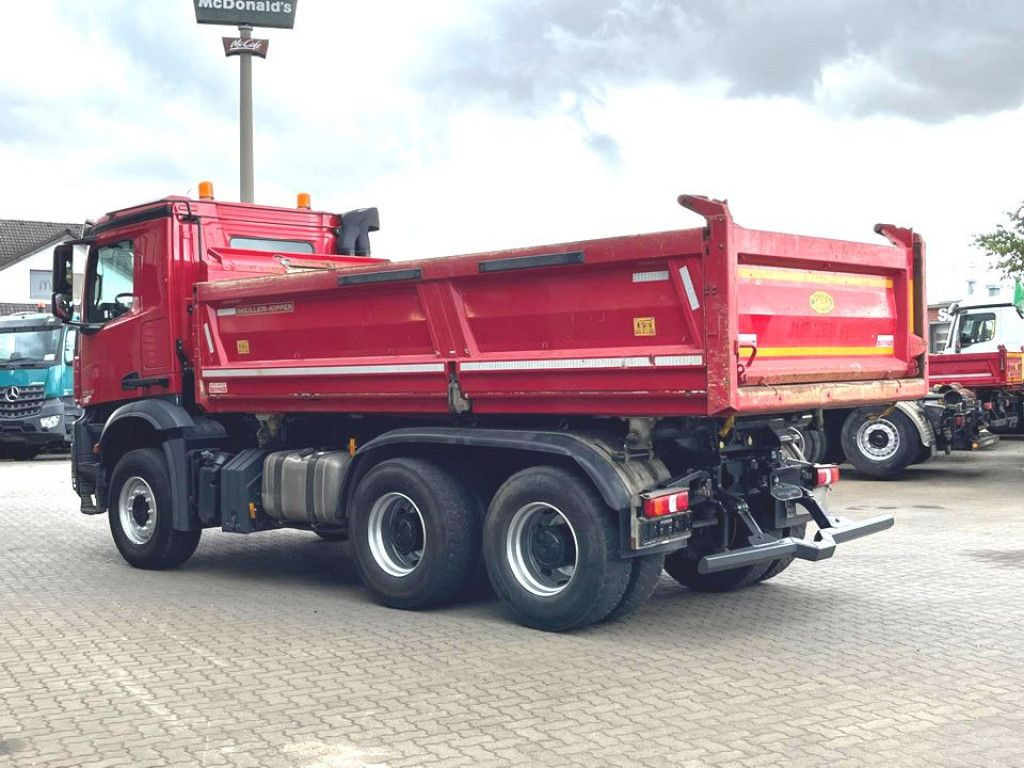 Mercedes-Benz Arocs 2648 6x4 3-Achs Kipper Bordmatik - Caminhão basculante: foto 3 Mercedes-Benz Arocs 2648 6x4 3-Achs Kipper Bordmatik - Caminhão basculante: foto 3
