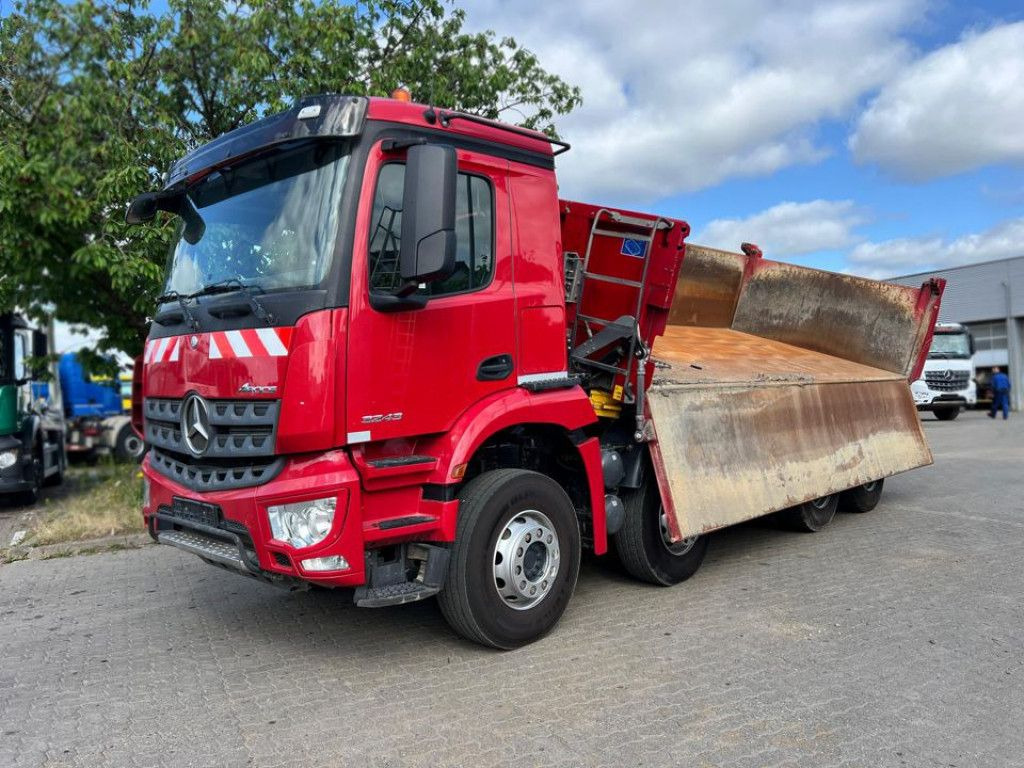 Mercedes-Benz Arocs 3243 8x4 4-Achs Kipper Bordmatik - Caminhão basculante: foto 1 Mercedes-Benz Arocs 3243 8x4 4-Achs Kipper Bordmatik - Caminhão basculante: foto 1