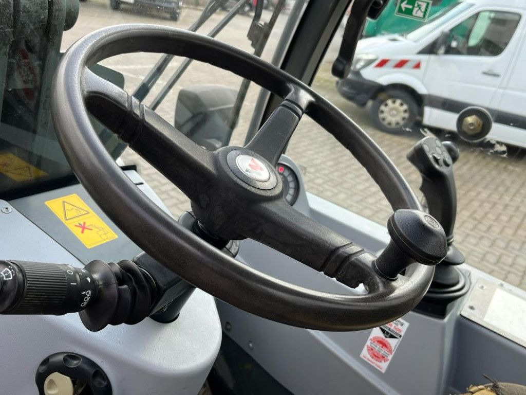 Carregadeira de rodas Radlader 750 Allrad Radlader Klappschaufel+Gabel: foto 6