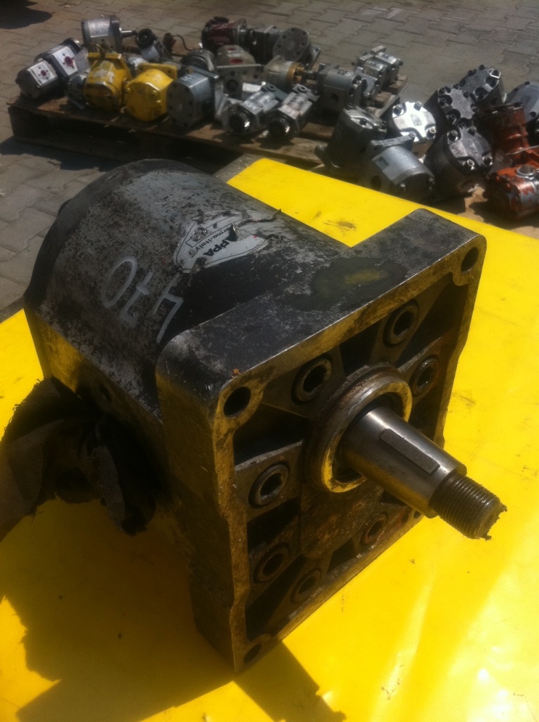 CASAPPA CPL104D - Bomba hidráulica de Máquina de construção: foto 1 CASAPPA CPL104D - Bomba hidráulica de Máquina de construção: foto 1