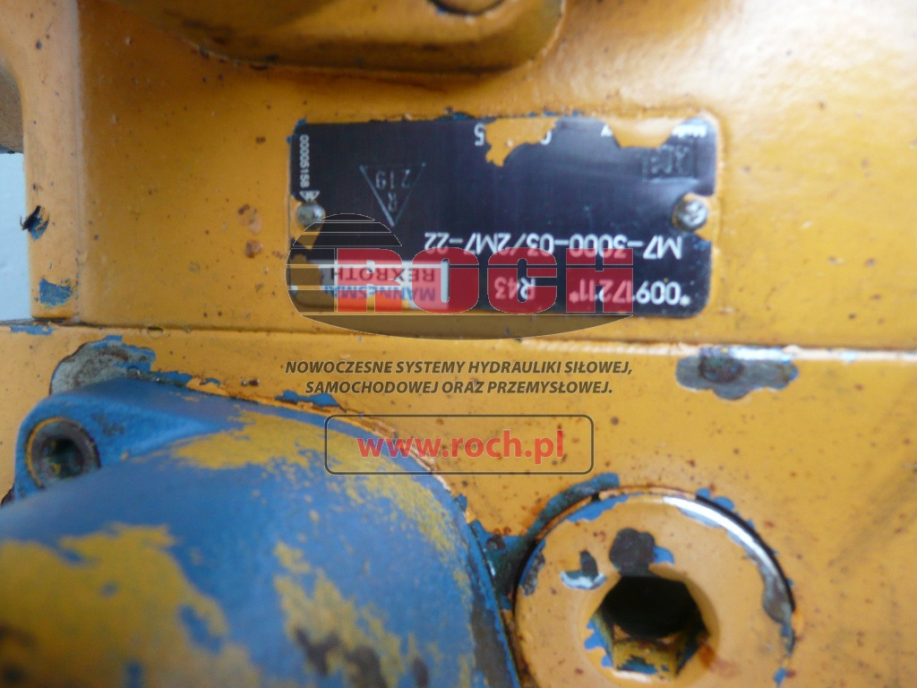 MANNESMANN REXROTH M7-3000-03/2M7-22 00917211 R43 + M7-4003-00/1M7-22 00541685 R31 600689 - 3 SEKCYJNY - Válvula hidráulica: foto 2 MANNESMANN REXROTH M7-3000-03/2M7-22 00917211 R43 + M7-4003-00/1M7-22 00541685 R31 600689 - 3 SEKCYJNY - Válvula hidráulica: foto 2