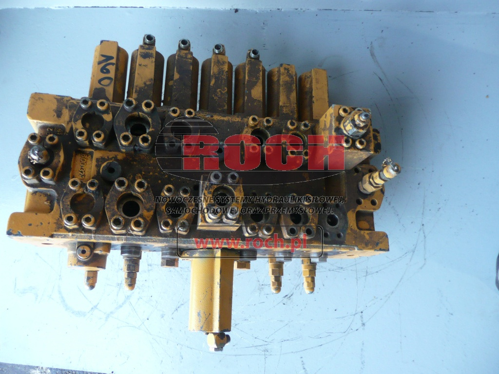 REXROTH 00932036 A002 M8-1276-00/7M8-22 600323 - 7 SEKCYJNY - Válvula hidráulica: foto 1 REXROTH 00932036 A002 M8-1276-00/7M8-22 600323 - 7 SEKCYJNY - Válvula hidráulica: foto 1