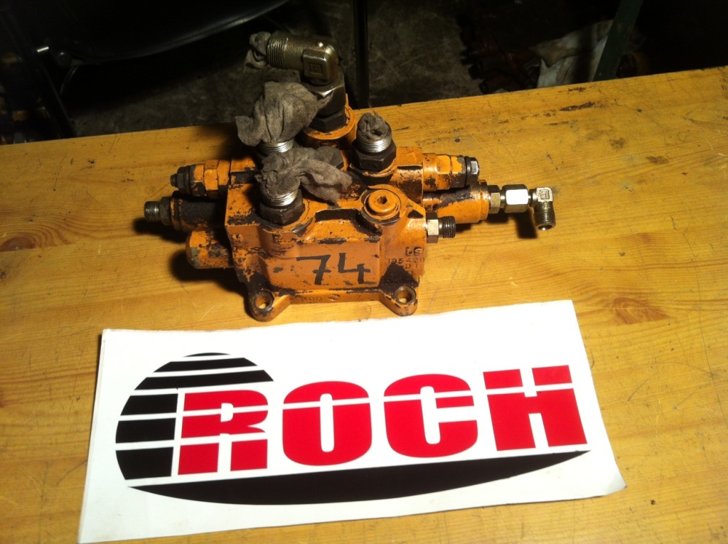 REXROTH SIGMA 222651/03 D3343674 19207001 - 1 SEKCYJNY - Válvula hidráulica de Escavadeira: foto 1 REXROTH SIGMA 222651/03 D3343674 19207001 - 1 SEKCYJNY - Válvula hidráulica de Escavadeira: foto 1