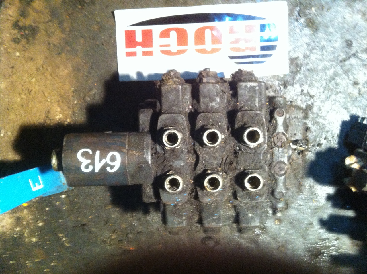 VICKERS HMV160-52-B-H-3xS-FX-10-S009 02-339115 OPN-2812917 - Válvula hidráulica de Máquina de construção: foto 1 VICKERS HMV160-52-B-H-3xS-FX-10-S009 02-339115 OPN-2812917 - Válvula hidráulica de Máquina de construção: foto 1