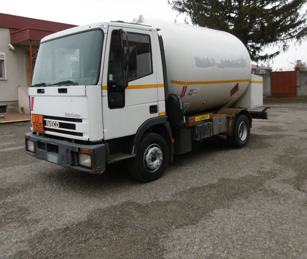IVECO - Caminhão tanque: foto 2 IVECO - Caminhão tanque: foto 2