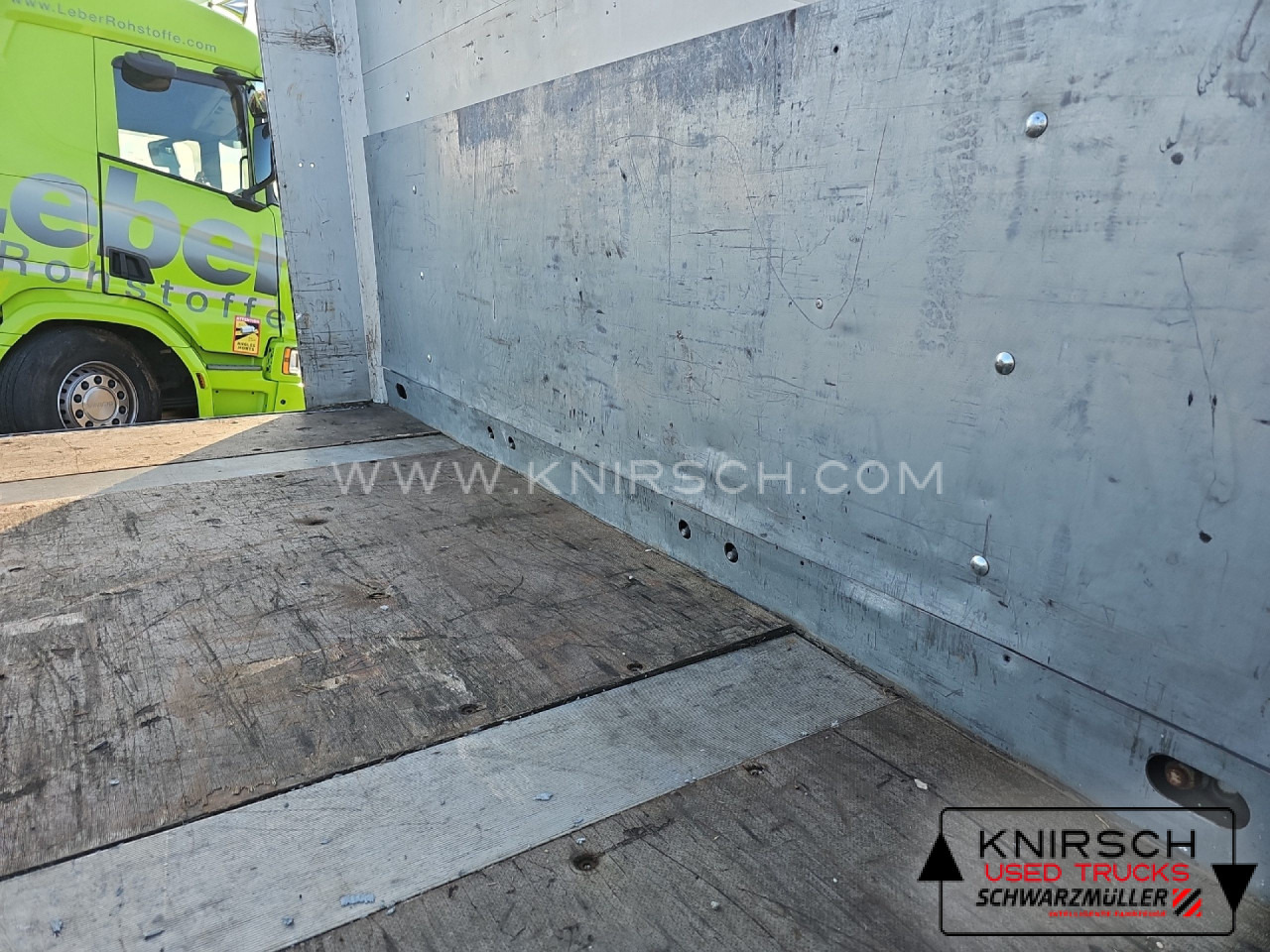 SCHWARZMUELLER J-3A-80 Plateausattel - Reboque plataforma/ Caixa aberta: foto 3 SCHWARZMUELLER J-3A-80 Plateausattel - Reboque plataforma/ Caixa aberta: foto 3
