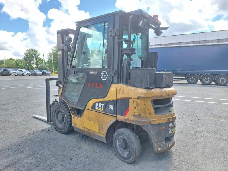 Caterpillar DP25NT - Empilhadeira a diesel: foto 5 Caterpillar DP25NT - Empilhadeira a diesel: foto 5
