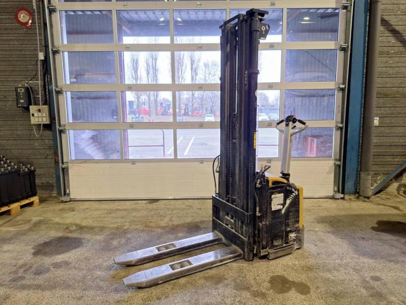 Caterpillar NSP16N - Stacker: foto 5 Caterpillar NSP16N - Stacker: foto 5