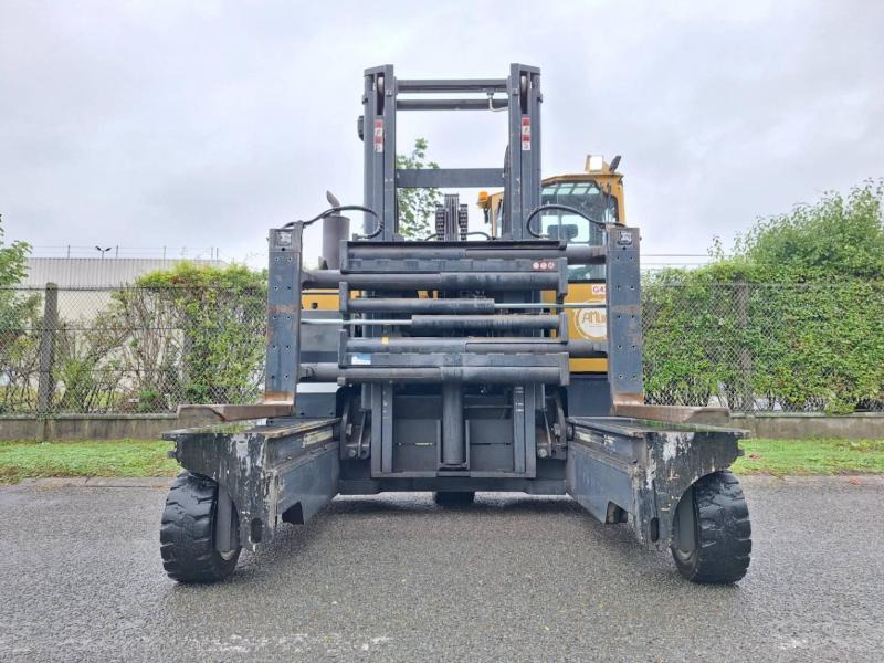 Combilift C8000-15 - Empilhador de 4 vias: foto 3 Combilift C8000-15 - Empilhador de 4 vias: foto 3