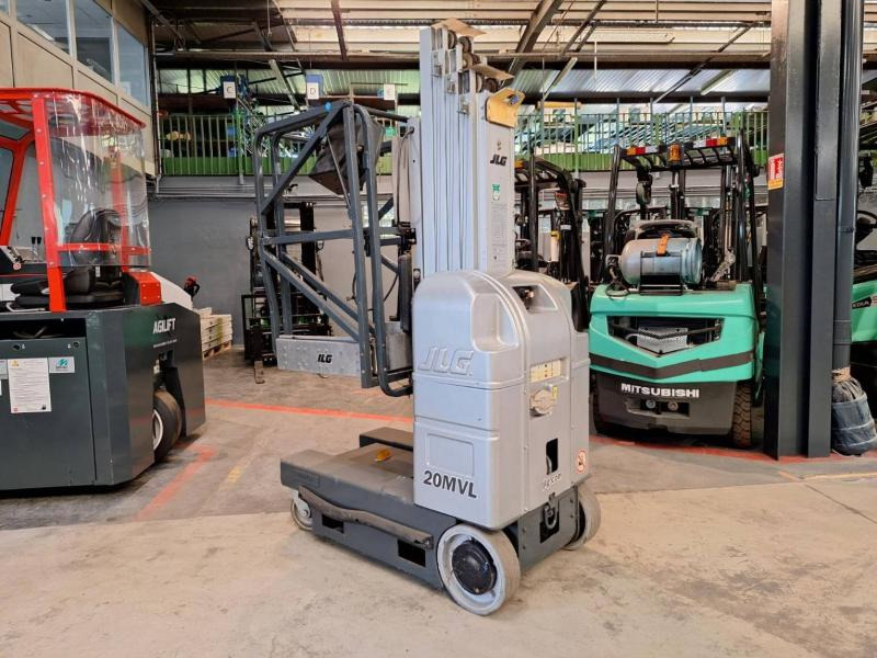 Plataforma de mastro vertical JLG 20MVL: foto 9